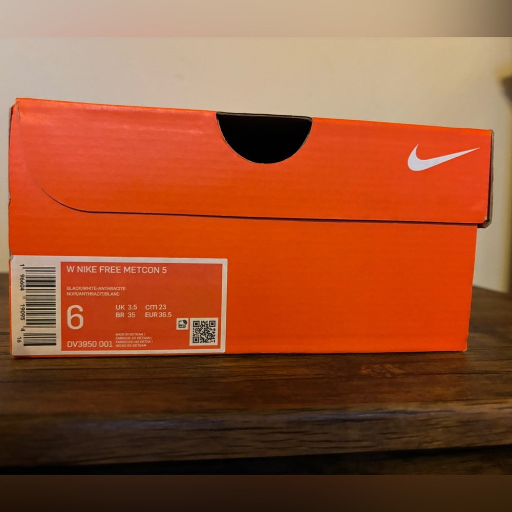 New Woman Nike Free Metcon 5